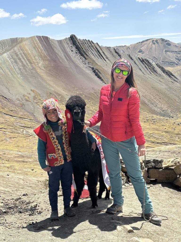 palcoyo colorfull mountain